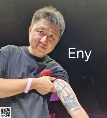 Eny
Eine Auswahl grossartiger Tattoos auf der Haut toller Menschen mit perfektem Musikgeschmack, die wir in den letzten Tagen treffen durften.
★★★
A selection of great tattoos on the skin of great people with perfect taste in music that we had the pleasure of meeting over the last few days.
