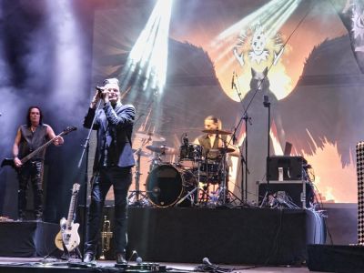 Festival performance by Lacrimosa on 3 May in 
São Paulo --
Photo by Eduardo Ganança
