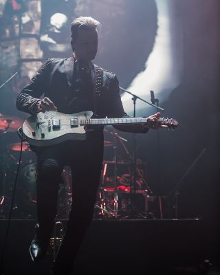 26 May, 2025  ·  Teatro Cariola, Santiago
© ☺ Miguel Fuentes O
