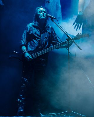 26 May, 2025  ·  Teatro Cariola, Santiago
© ☺ Miguel Fuentes O
