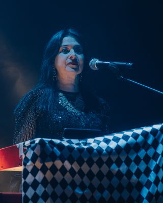 26 May, 2025  ·  Teatro Cariola, Santiago
© ☺ Miguel Fuentes O
