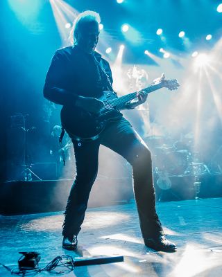 26 May, 2025  ·  Teatro Cariola, Santiago
© ☺ Miguel Fuentes O
