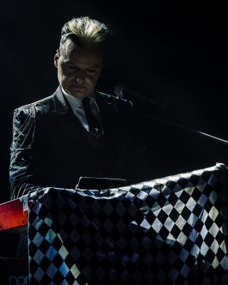 26 May, 2025  ·  Teatro Cariola, Santiago
© ☺ Miguel Fuentes O
